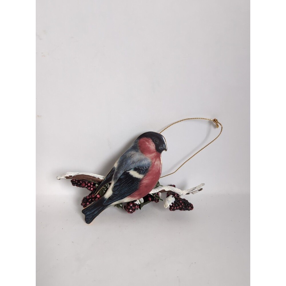 Bradford Editions Winter Delight Bird Ornament 2001 Feathered Friend 38828